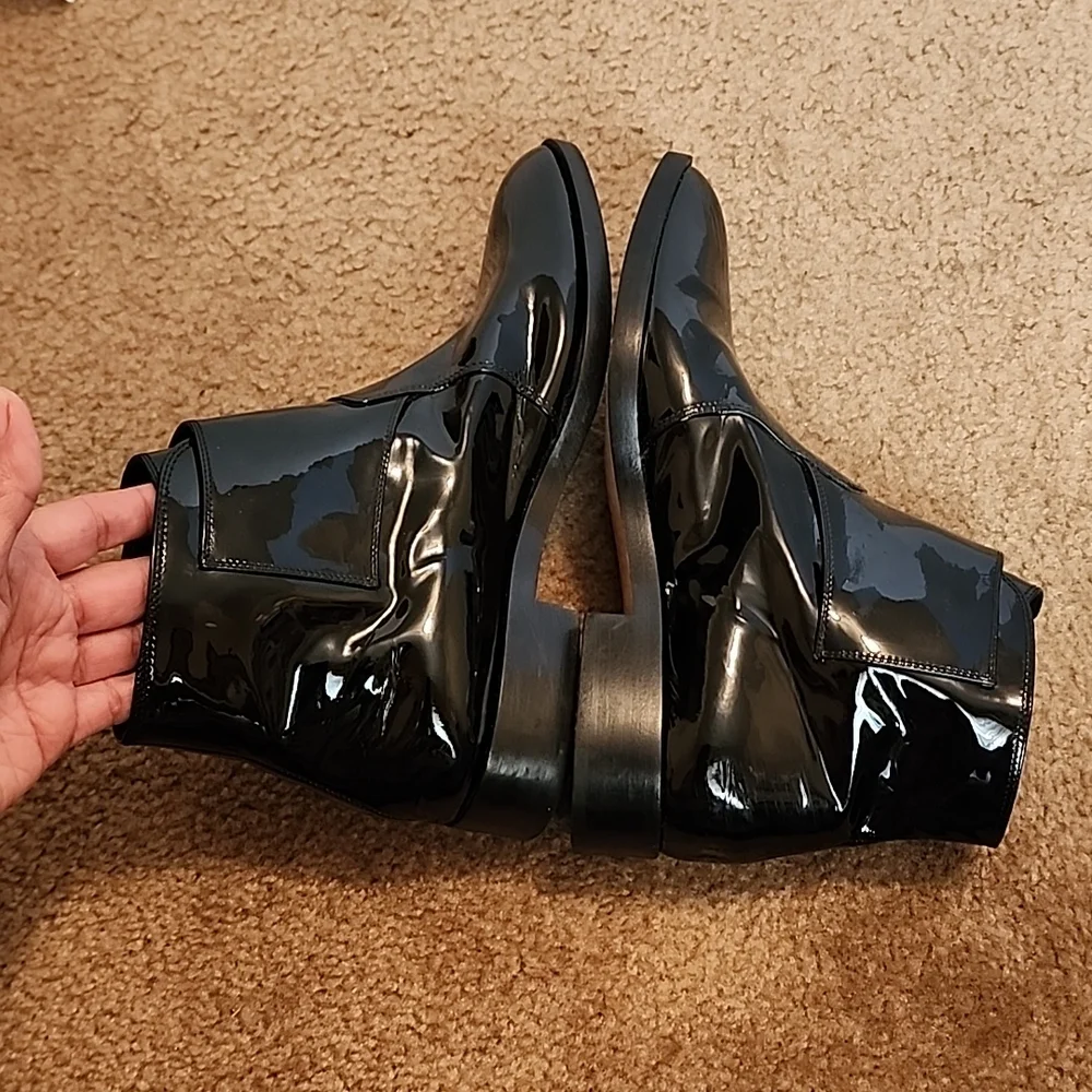 Gianvito Rossi Patent Leather Booties
